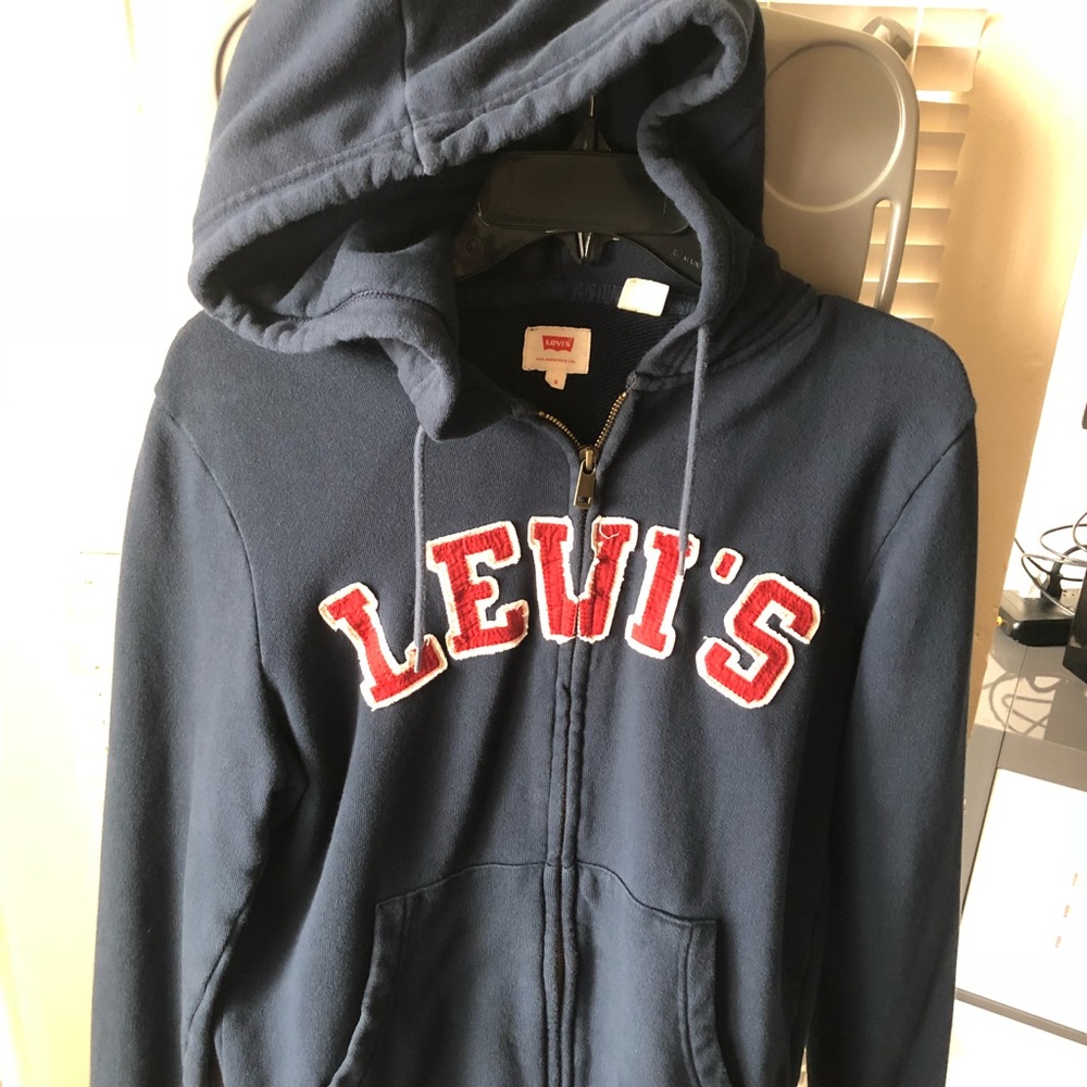 Levis Jacket with hoodie